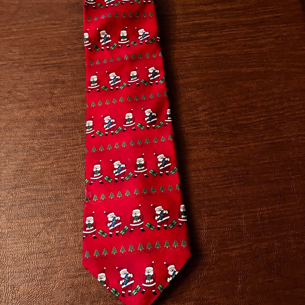 Men's holiday tie